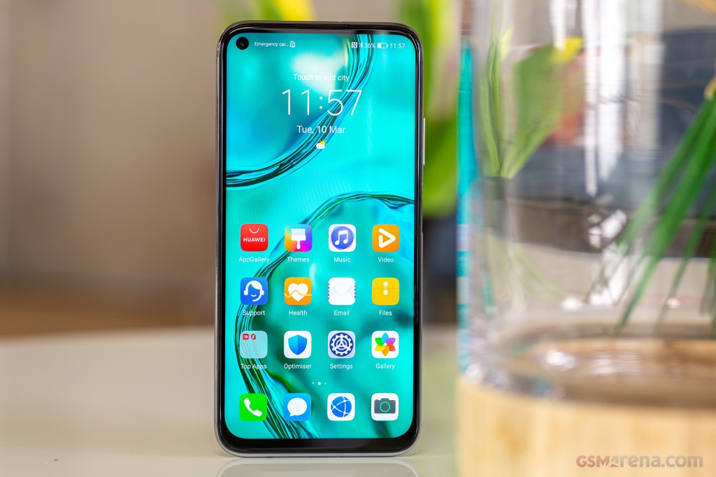 Huawei P40 lite hands-on photo 6