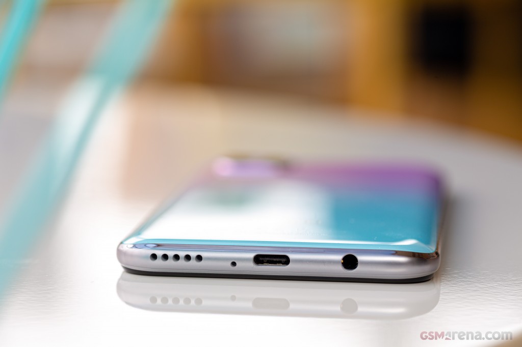 Huawei P40 lite hands-on photo 9