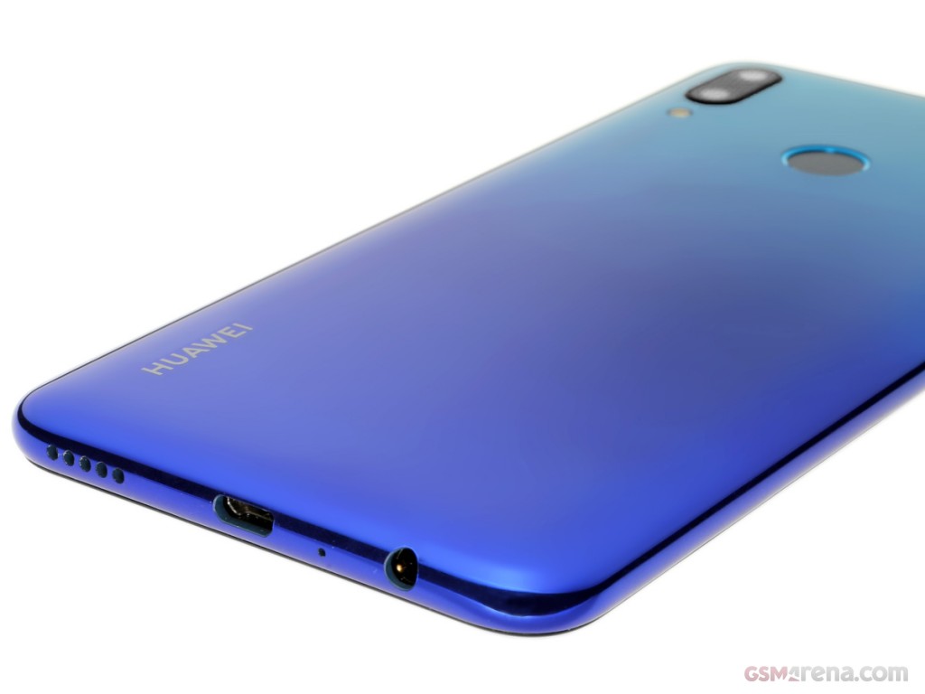 Huawei P smart 2019 hands-on photo 6