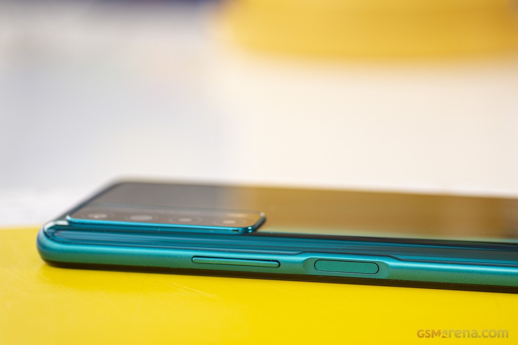 Huawei P smart 2021 hands-on photo 9