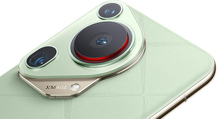Huawei Pura 70 Ultra view 3