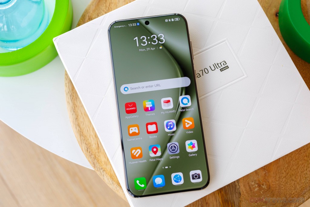 Huawei Pura 70 Ultra hands-on photo 4