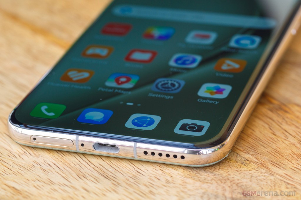 Huawei Pura 70 Ultra hands-on photo 10