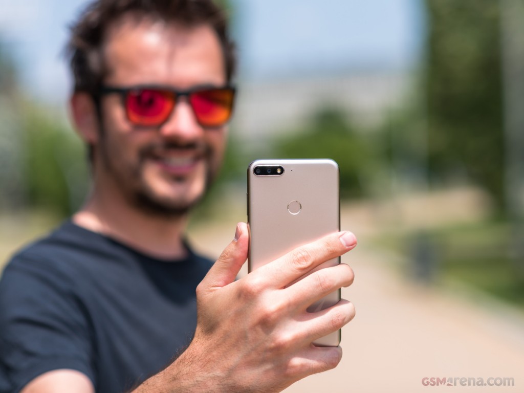 Huawei Y7 Prime (2018) hands-on photo 5