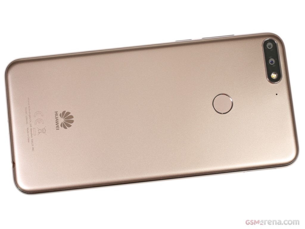 Huawei Y7 Prime (2018) hands-on photo 11