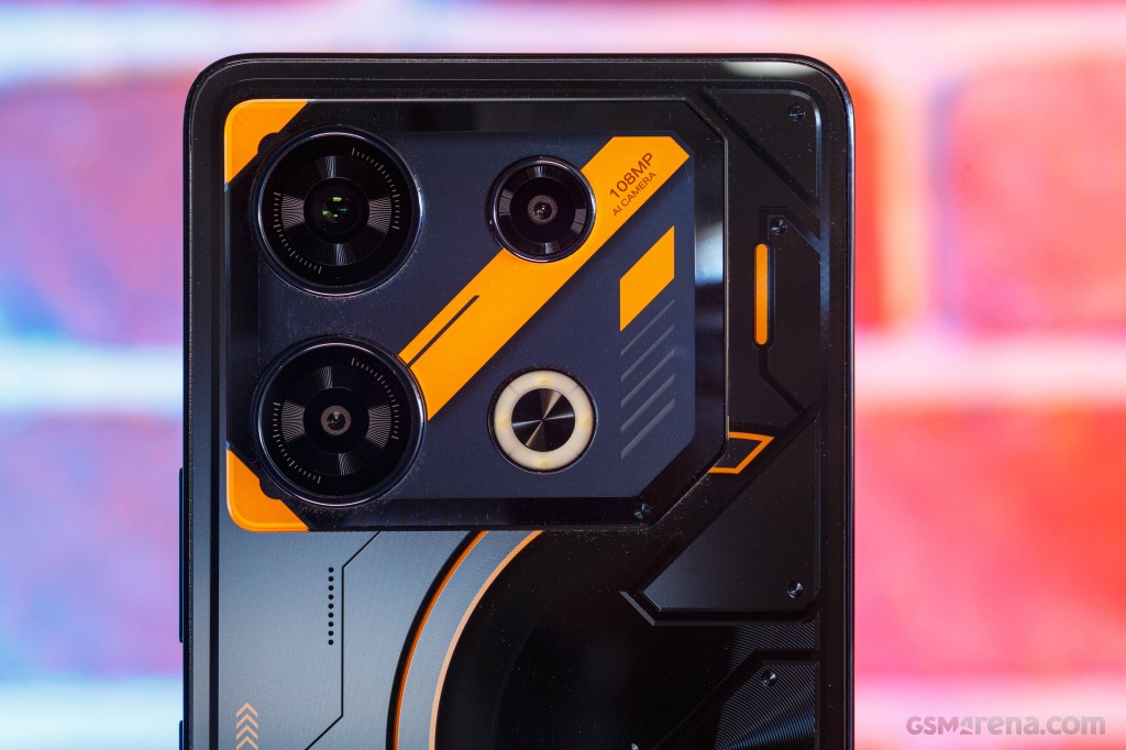 Infinix GT 10 Pro hands-on photo 7