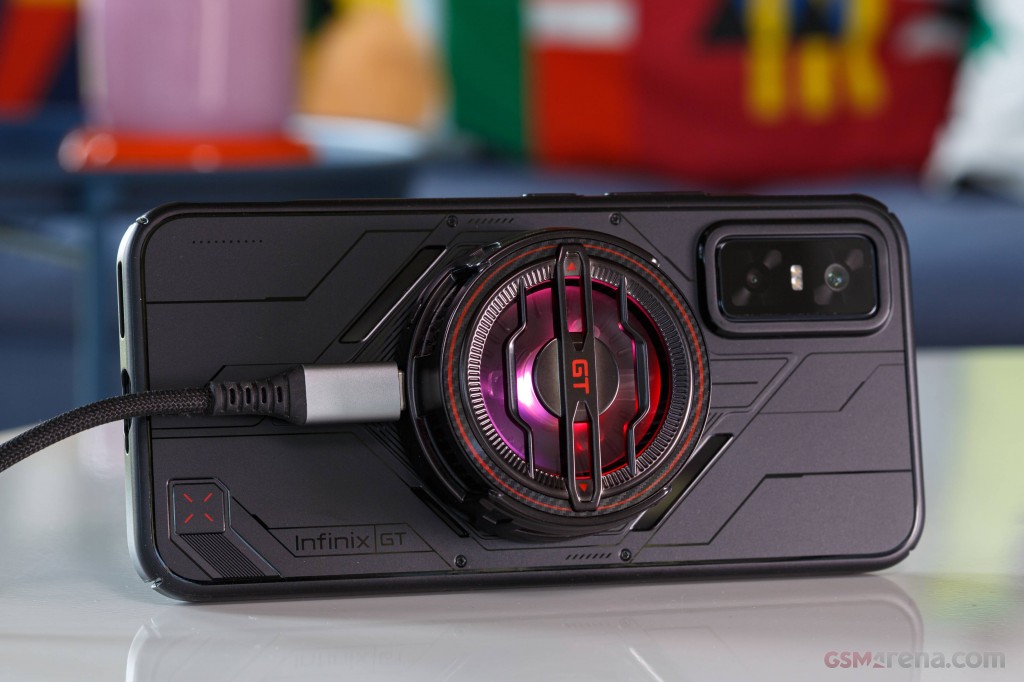 Infinix GT 30 Pro hands-on photo 4