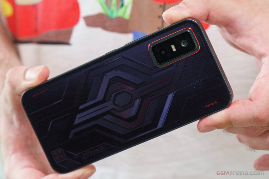 Infinix GT 30 Pro hands-on photo 19