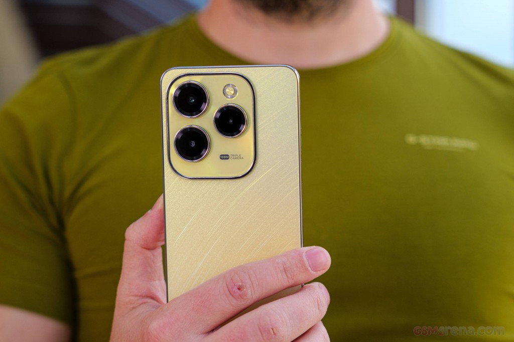 Infinix Hot 40 Pro hands-on photo 17