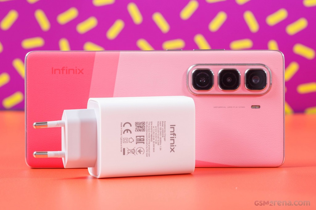 Infinix Hot 50 Pro+ 4G hands-on photo 2