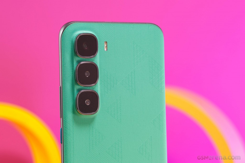 Infinix Hot 60 Pro+ hands-on photo 7