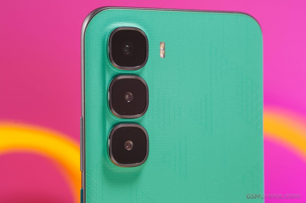 Infinix Hot 60 Pro+ hands-on photo 8