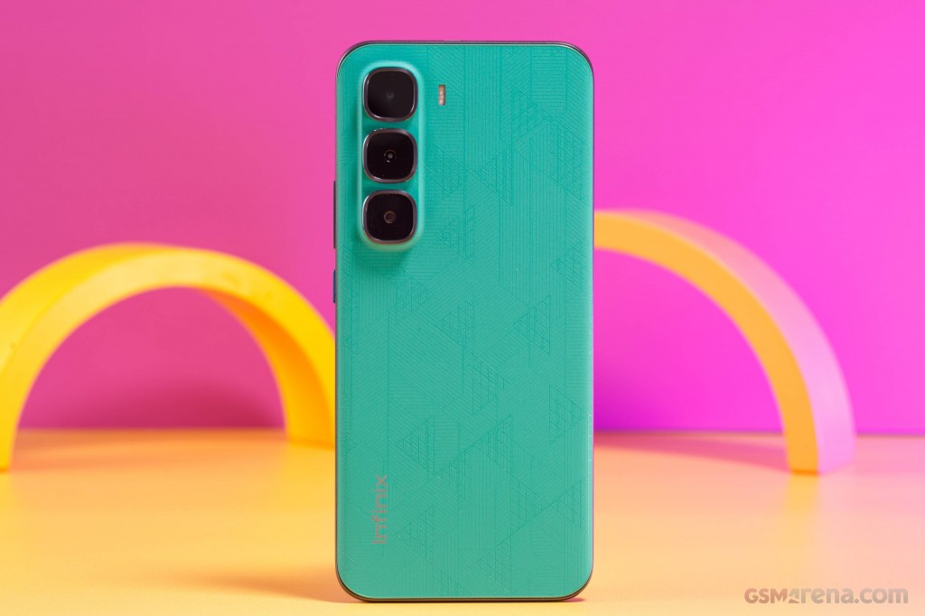 Infinix Hot 60 Pro+ hands-on photo 10