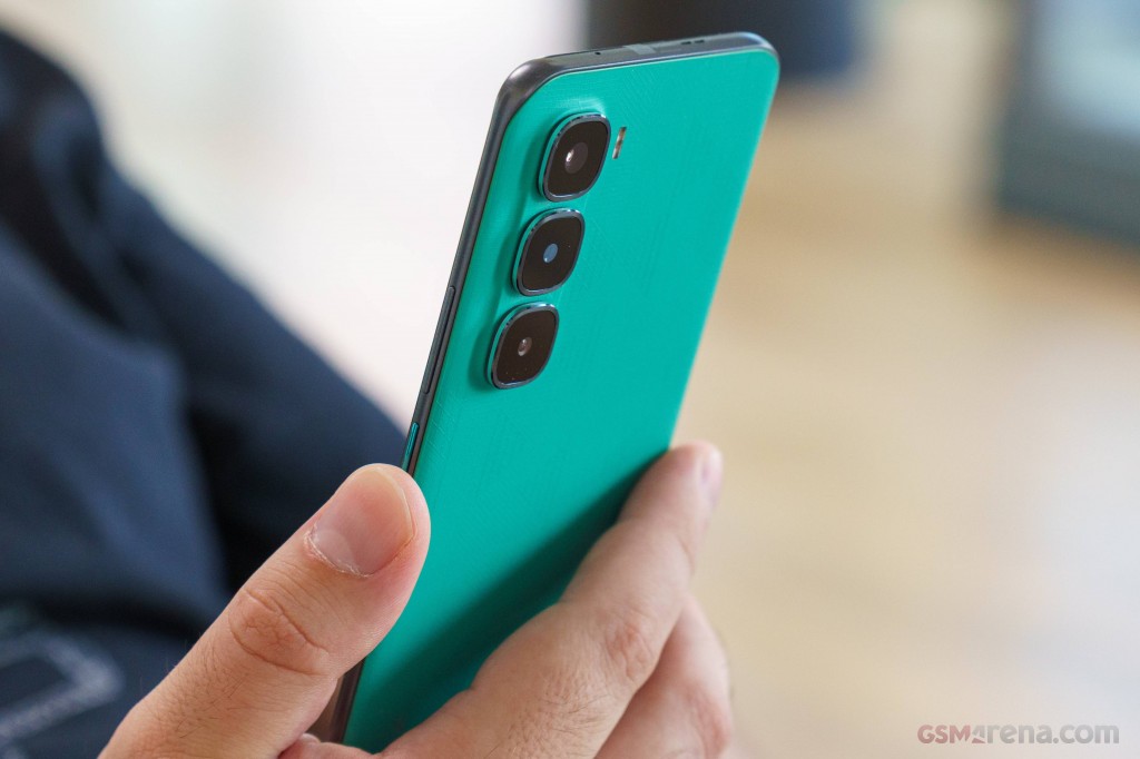 Infinix Hot 60 Pro+ hands-on photo 29