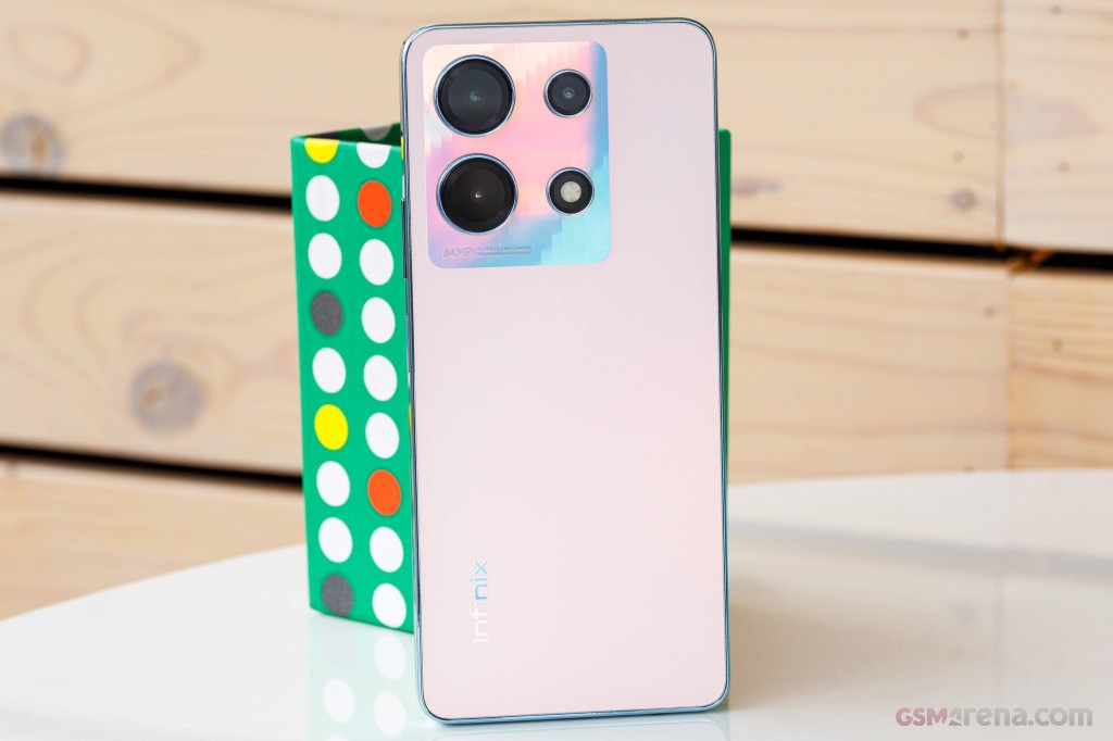 Infinix Note 30 hands-on photo 15