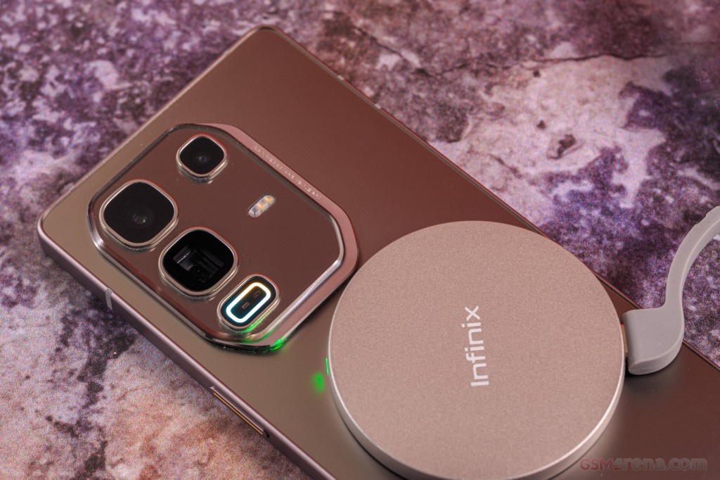 Infinix Note 50 Pro+ hands-on photo 4