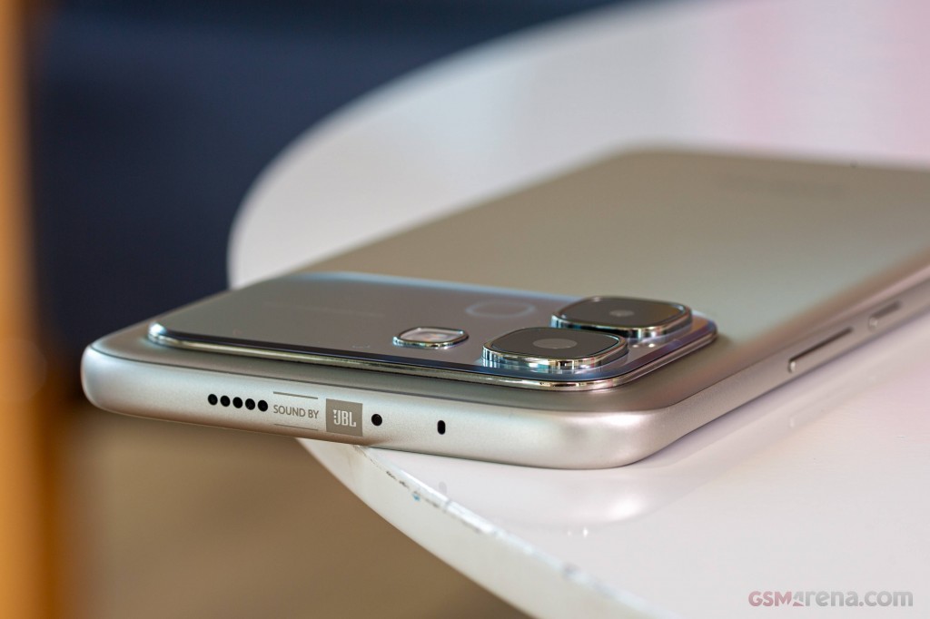 Infinix Note Edge hands-on photo 5