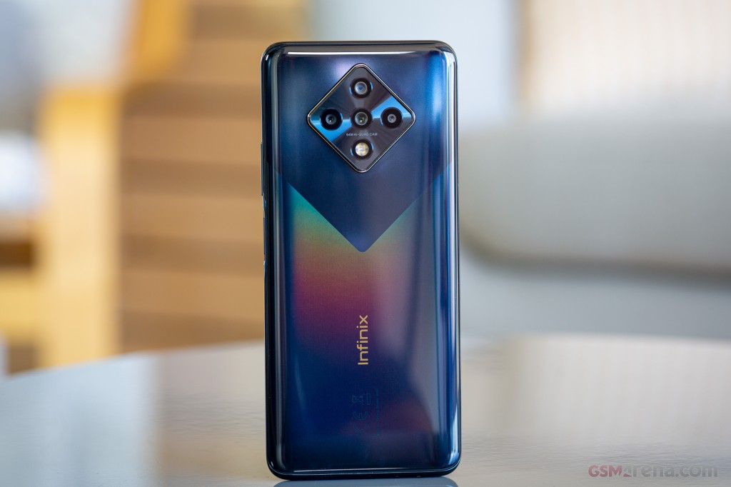 Infinix Zero 8 hands-on photo 4