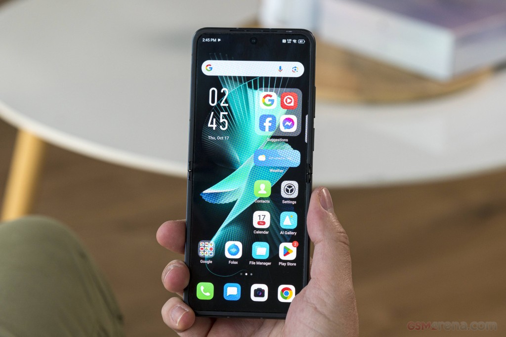 Infinix Zero Flip hands-on photo 26