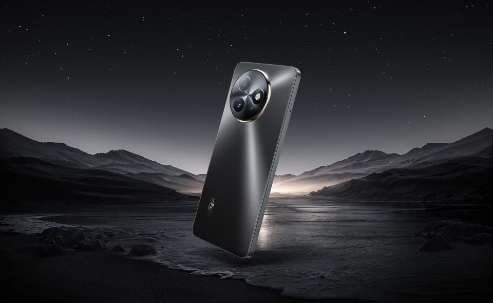 itel S24 view 9