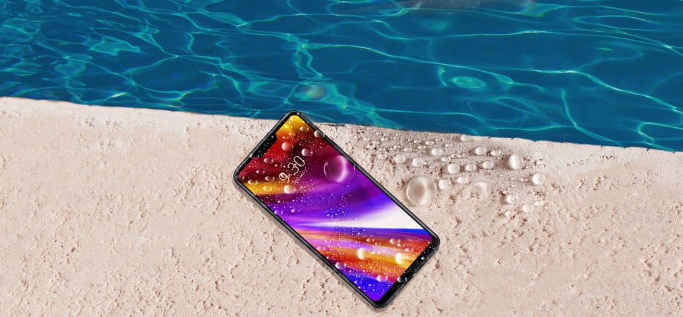 LG G7 ThinQ view 9