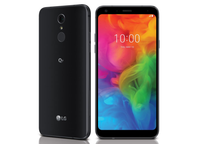 LG Q7 view 7