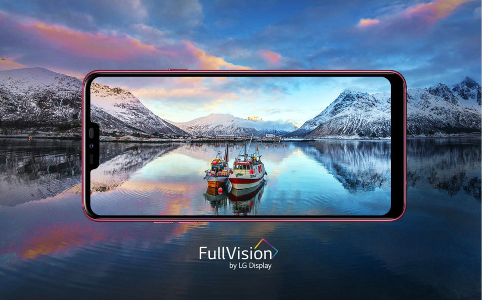 LG Q9 view 6