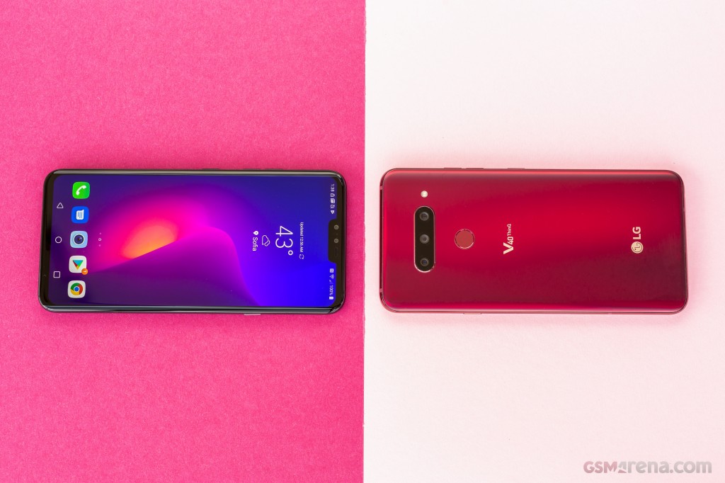 LG V40 ThinQ hands-on photo 2