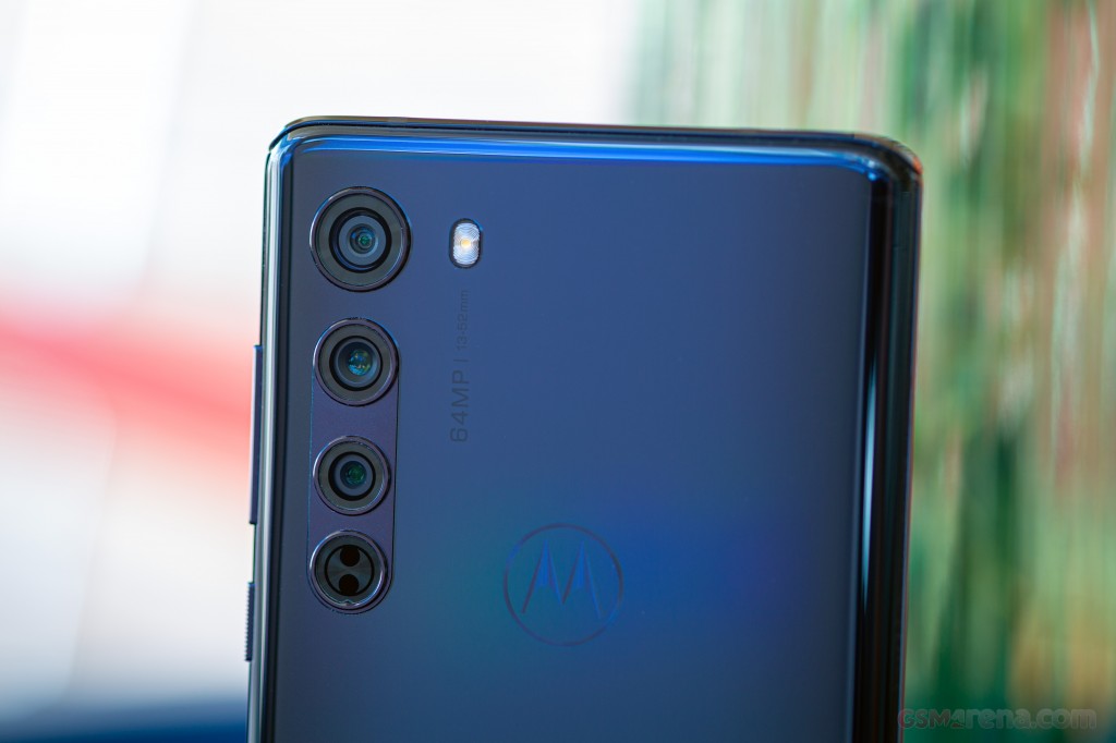 Motorola Edge hands-on photo 6