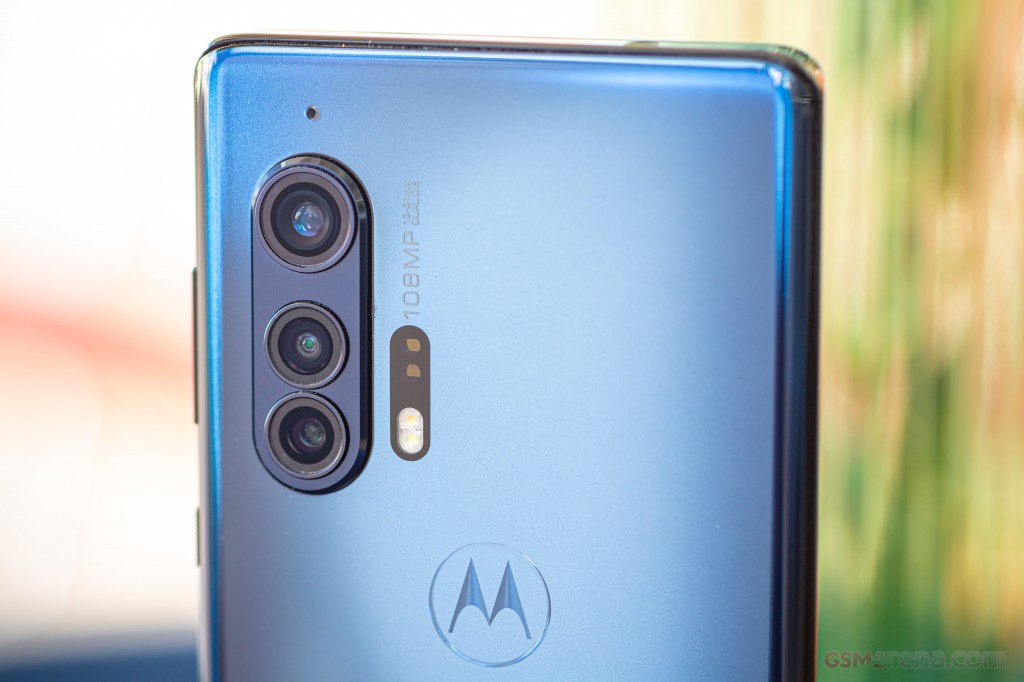 Motorola Edge+ (2020) hands-on photo 6