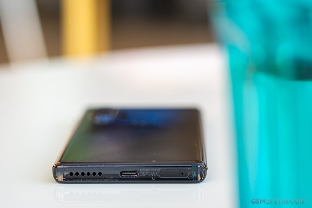 Motorola Edge+ (2020) hands-on photo 10