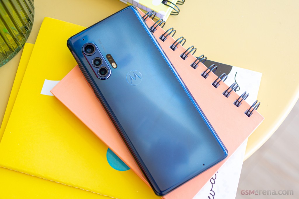 Motorola Edge+ (2020) hands-on photo 16