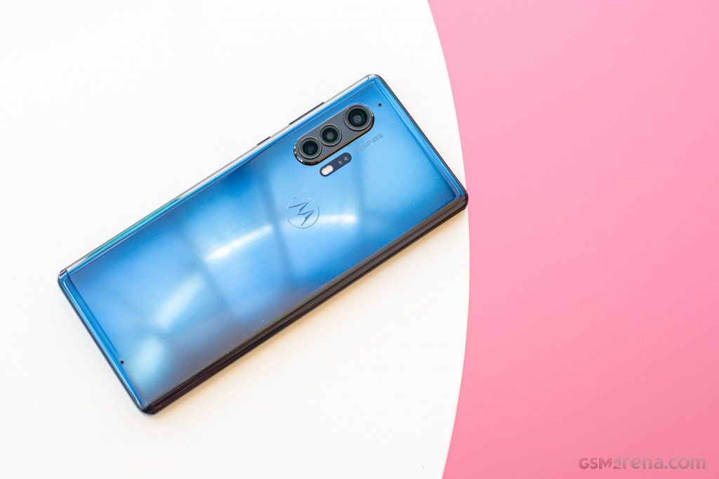 Motorola Edge+ (2020) hands-on photo 17