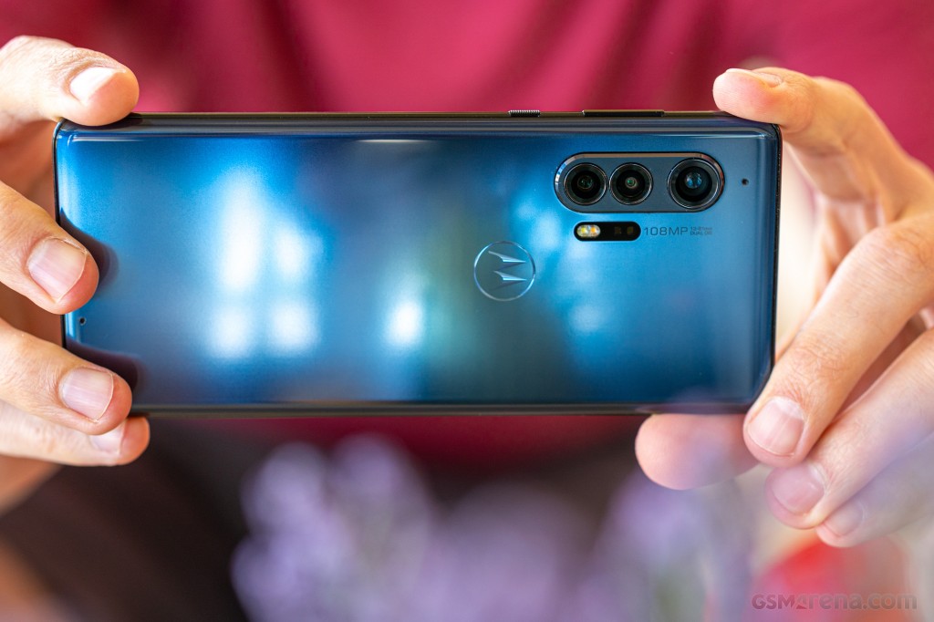 Motorola Edge+ (2020) hands-on photo 22