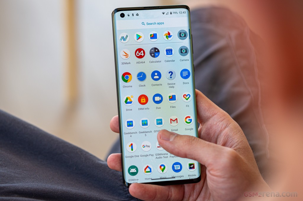 Motorola Edge+ (2020) hands-on photo 29