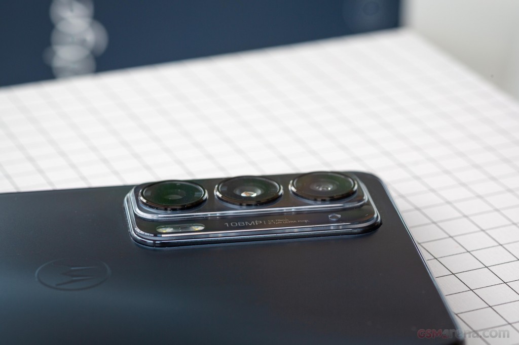 Motorola Edge 20 hands-on photo 8