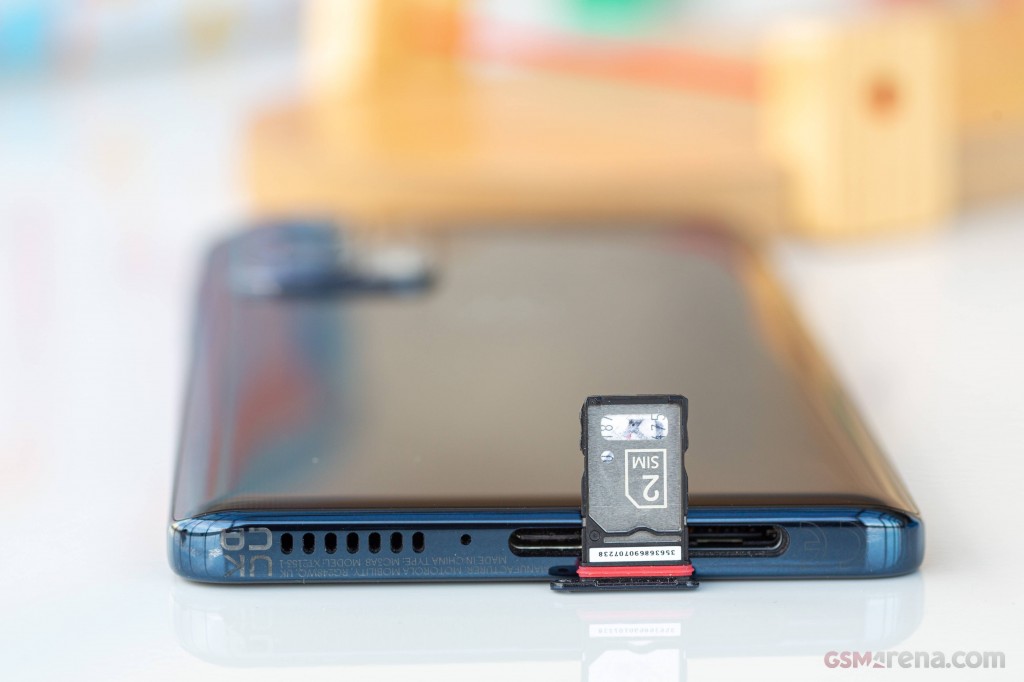 Motorola Edge 20 Pro hands-on photo 6
