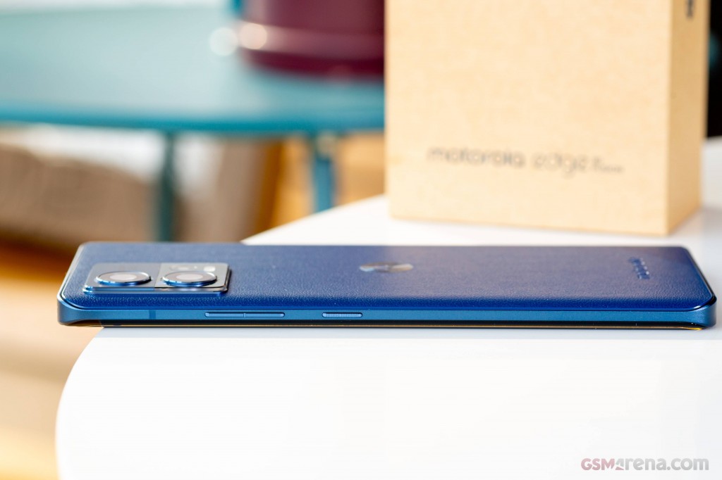 Motorola Edge 30 Fusion hands-on photo 11