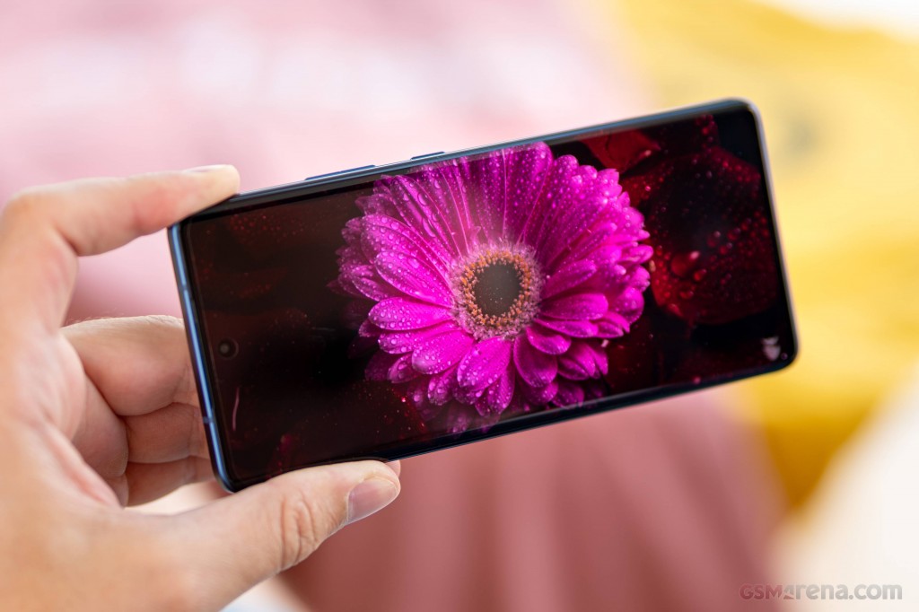 Motorola Edge 30 Fusion hands-on photo 27