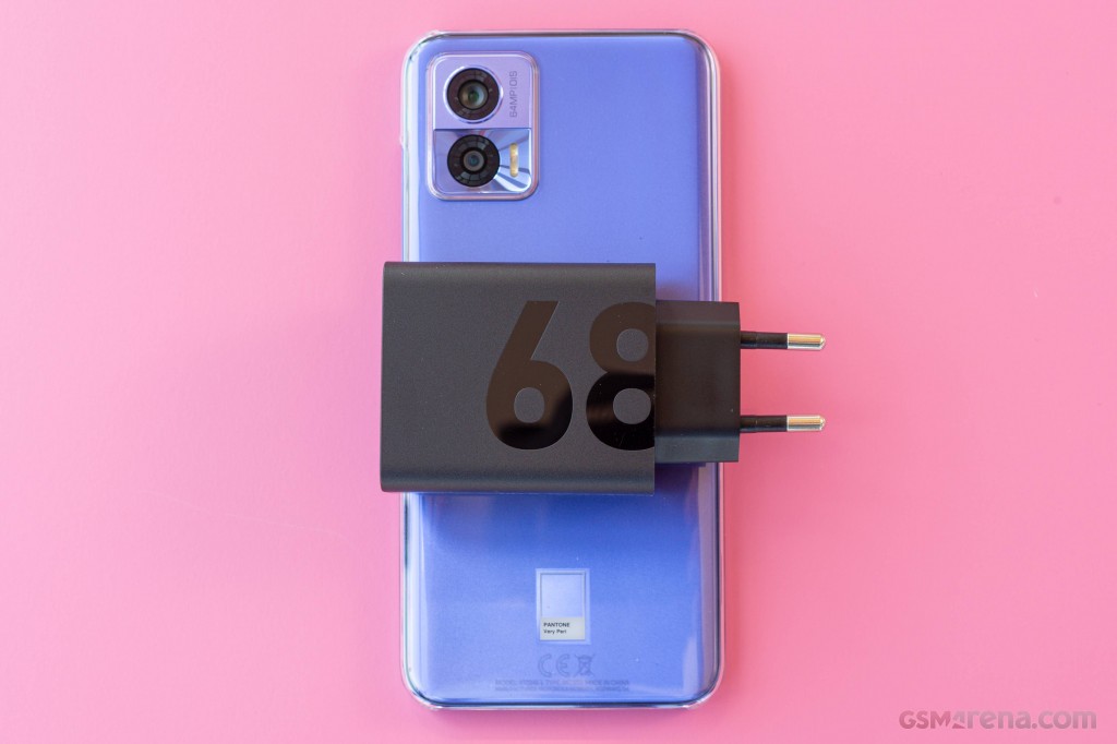 Motorola Edge 30 Neo hands-on photo 2