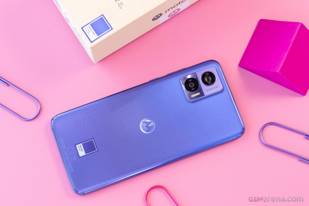 Motorola Edge 30 Neo hands-on photo 5