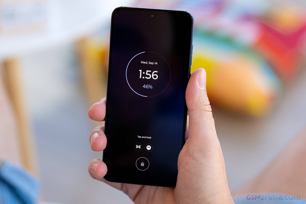 Motorola Edge 30 Neo hands-on photo 8