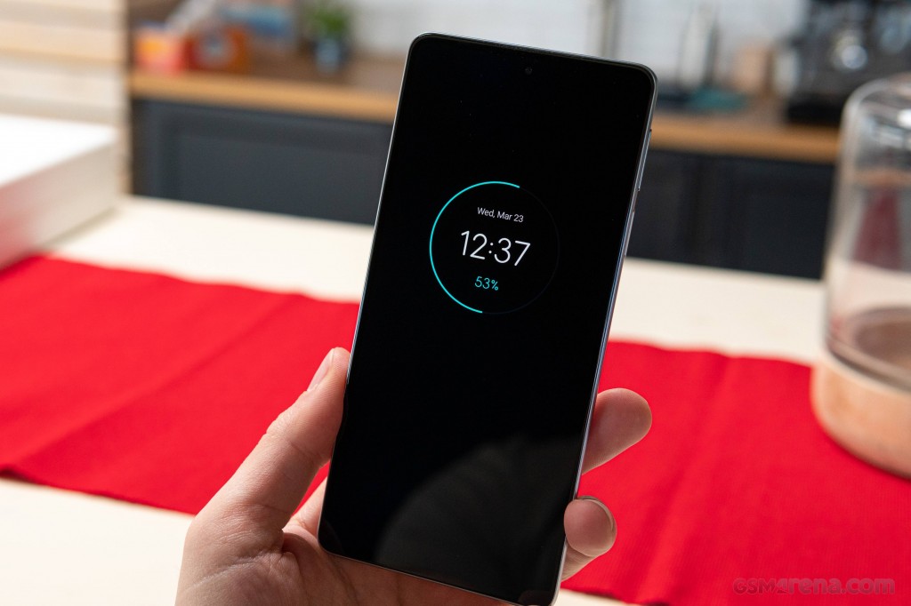 Motorola Edge 30 Pro hands-on photo 15