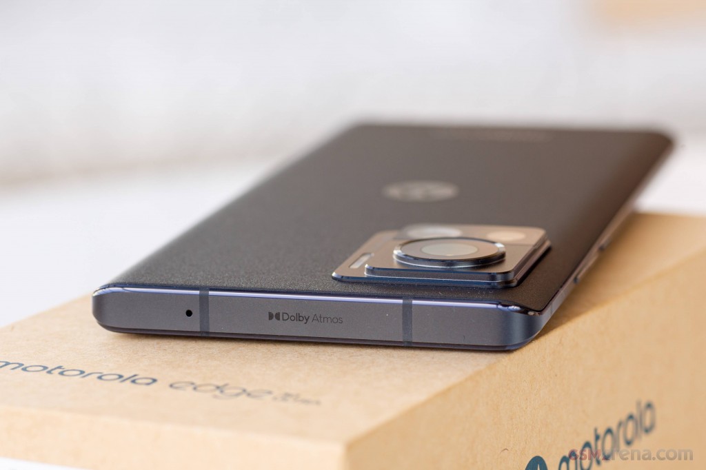 Motorola Edge 30 Ultra hands-on photo 12