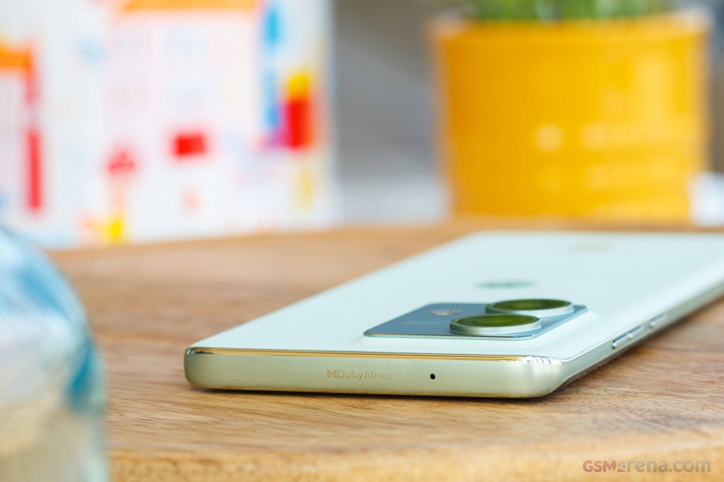 Motorola Edge 40 Neo hands-on photo 13