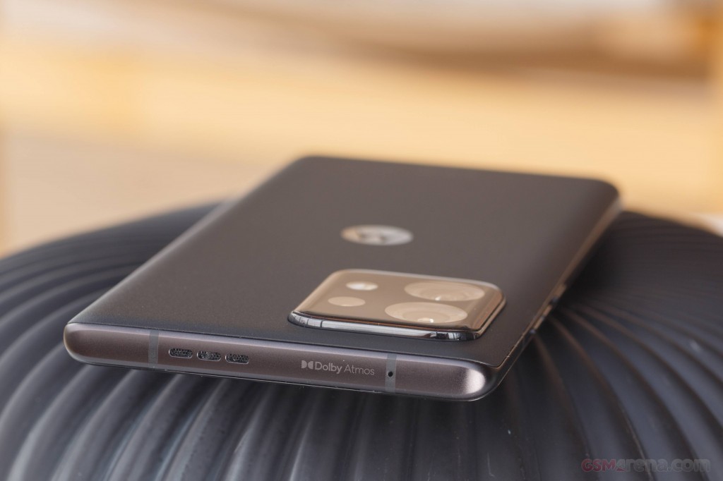 Motorola Edge 40 Pro hands-on photo 11