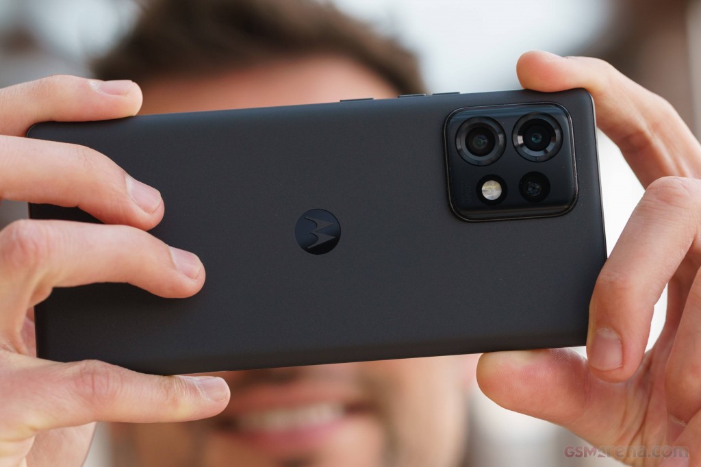 Motorola Edge 40 Pro hands-on photo 27