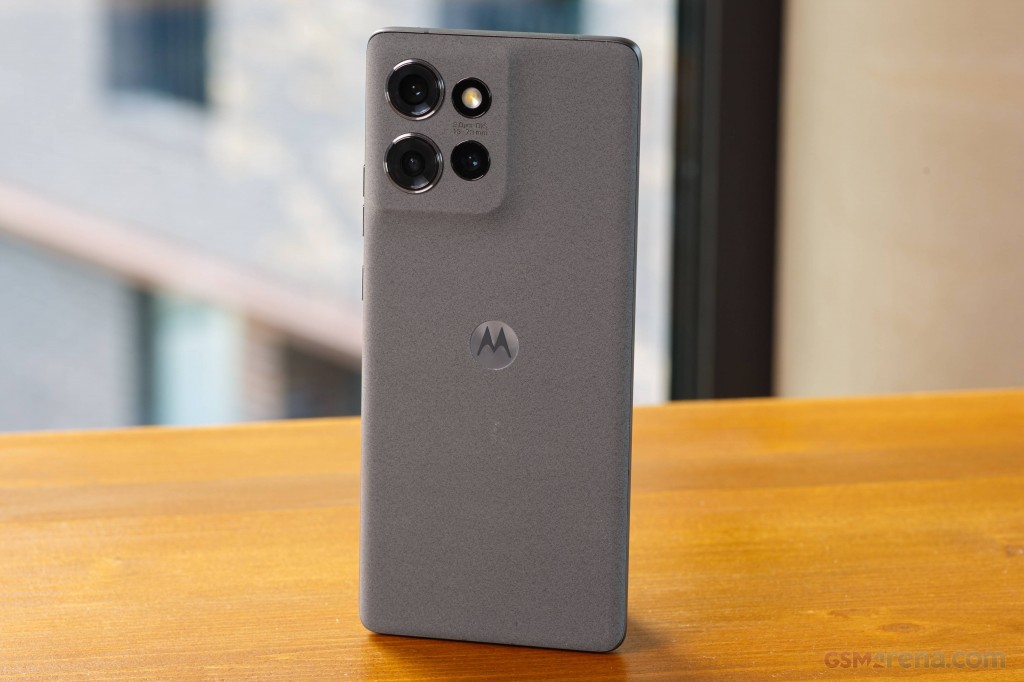 Motorola Edge 50 hands-on photo 5