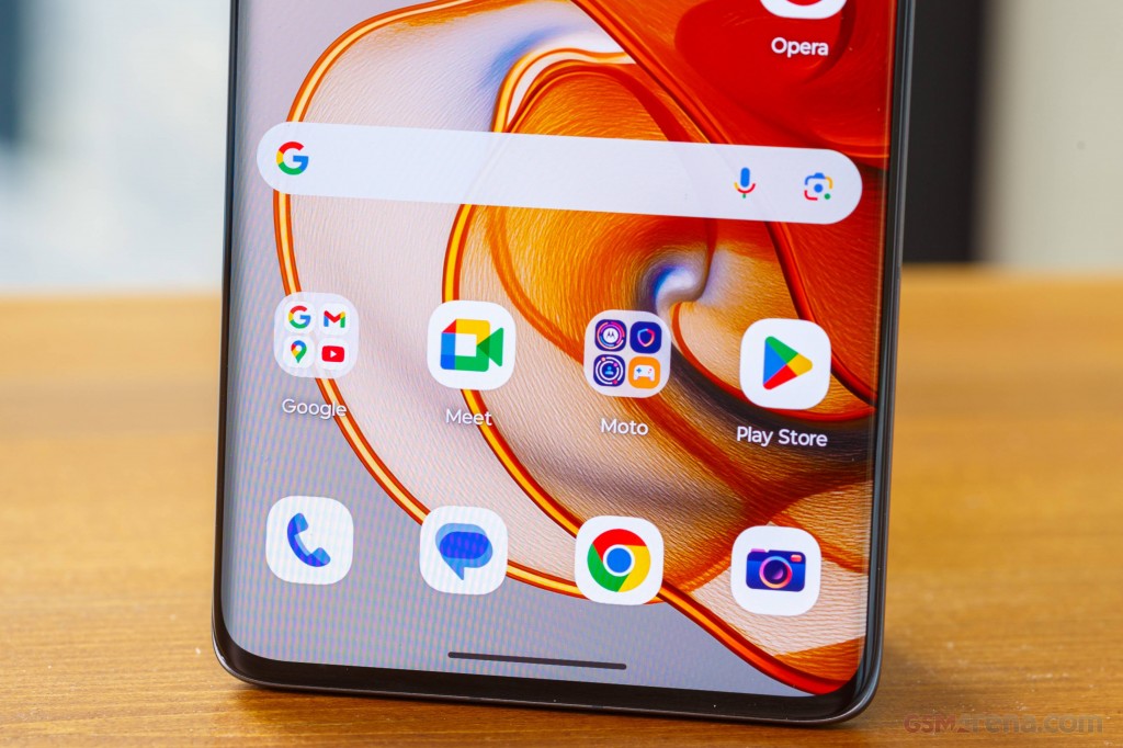 Motorola Edge 50 hands-on photo 8