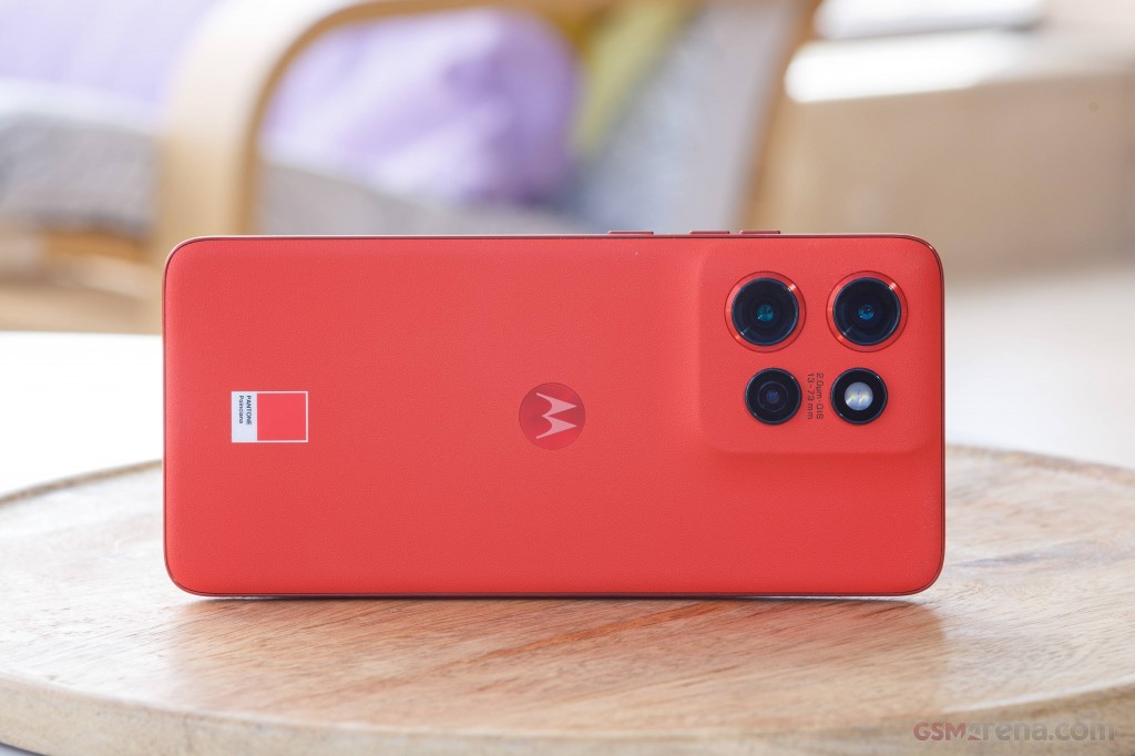 Motorola Edge 50 Neo hands-on photo 7